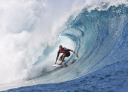 Mick Fanning wins the 2012 Billabong Pro Tahiti Image mickfanning11.jpg