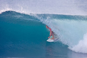 Aussie lad bags biggest Pro Jr. purse in history Image as_surf_wire_sam_i_am_300.jpg