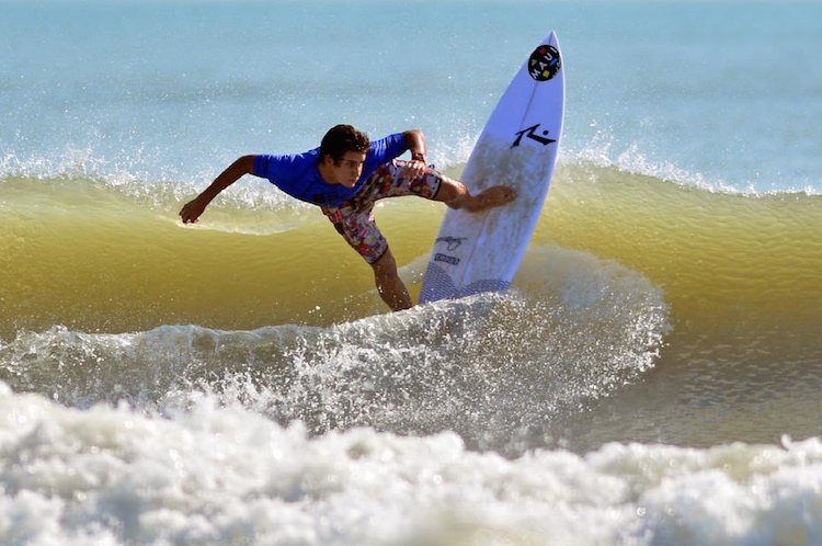 Image luccanovaro.jpg