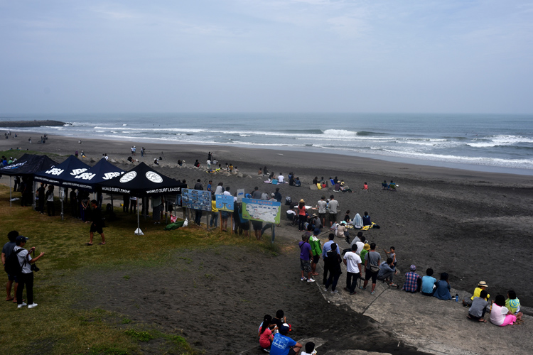 Tokyo 2020: surfing will take place in the ocean waves Image tsurigasakibeach.jpg