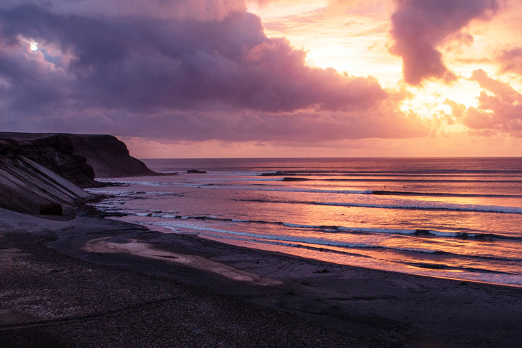 "Ode to the Sea": A Peruvian surfer’s perspective Image odetothesea.jpg