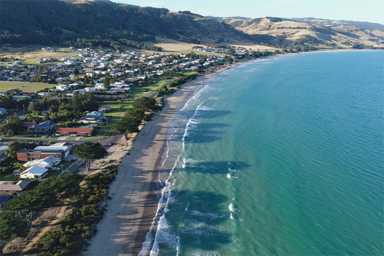 Image apollobay.jpg